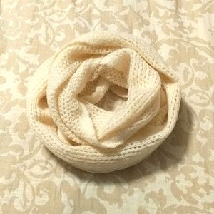 Abercrombie & Fitch Infinity Scarf